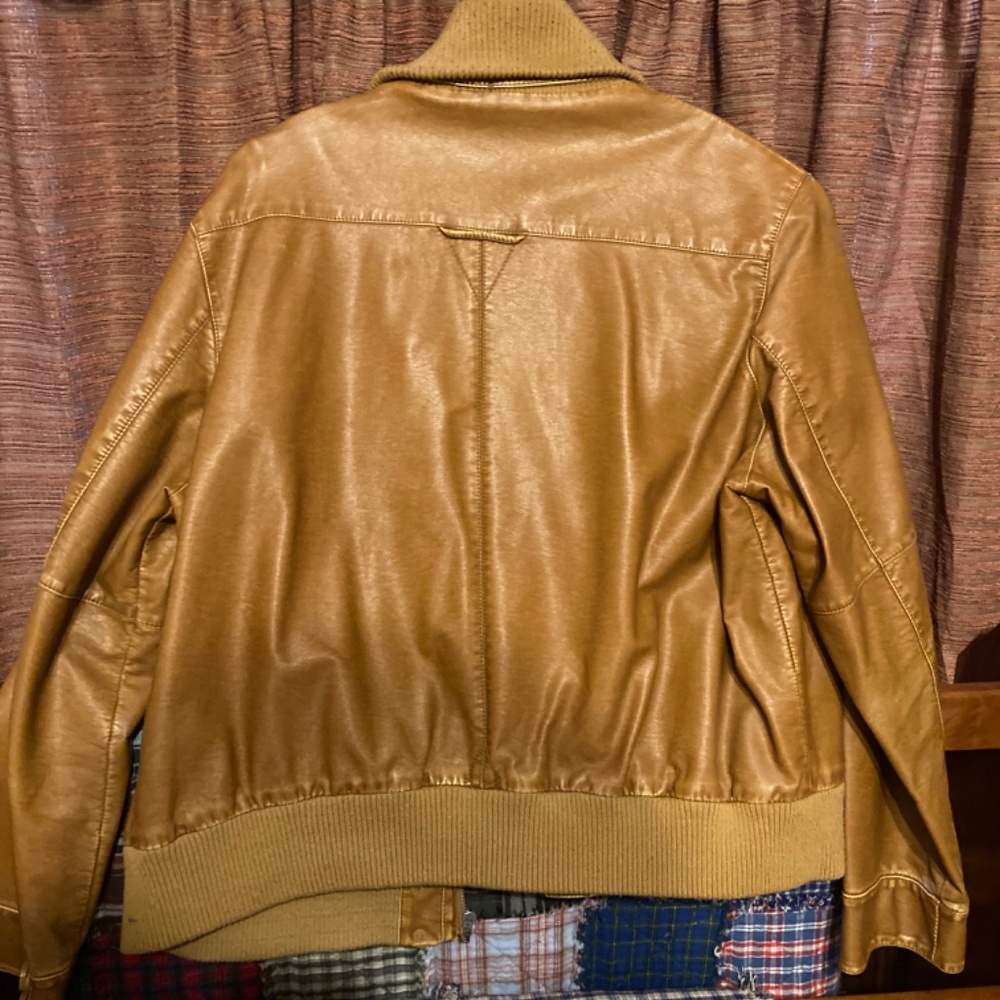 Jacket - Picture 2 of 6